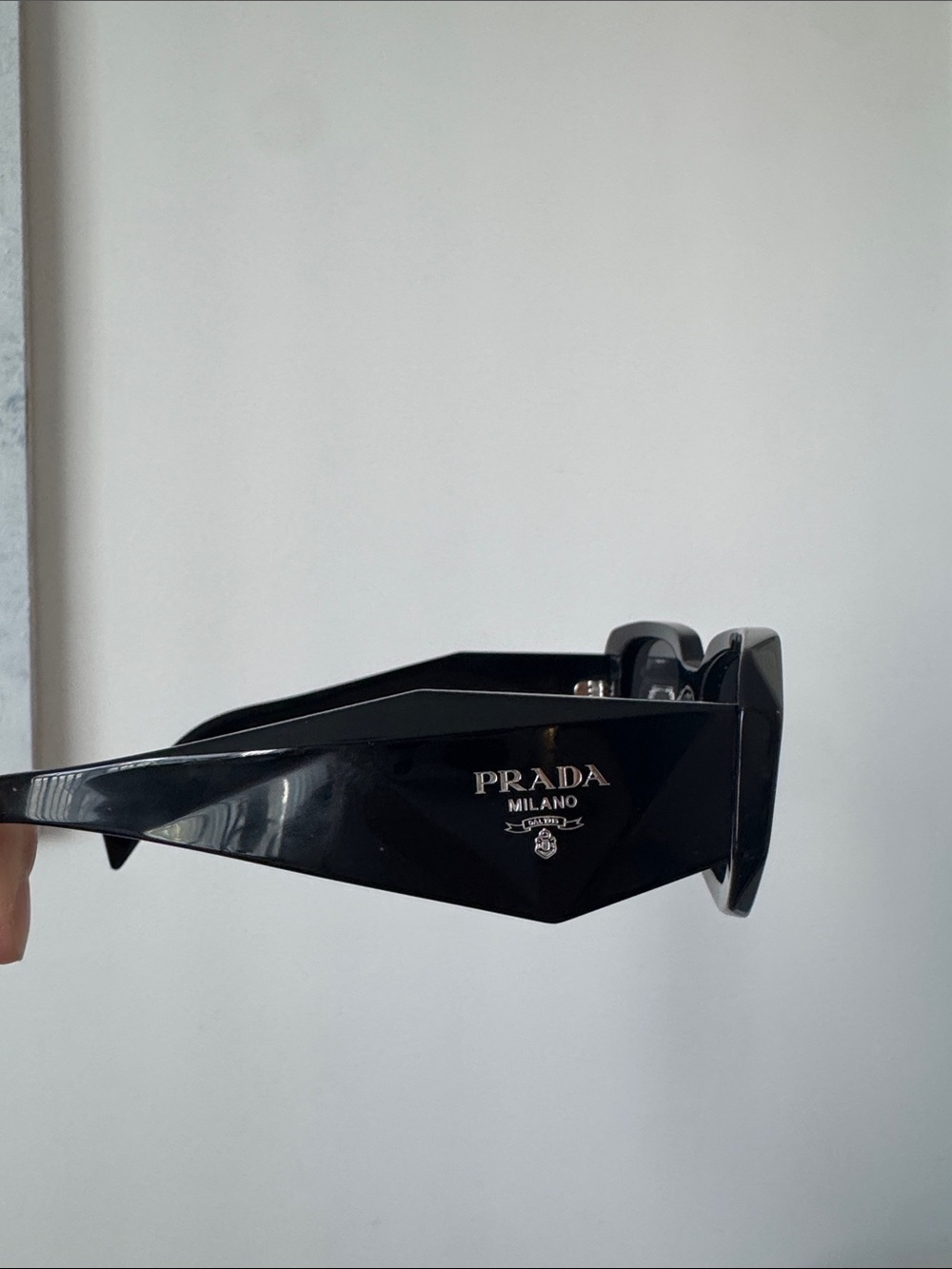 PRADA PR 17W Black Frame Sunglasses Unisex - Picture 6 of 12